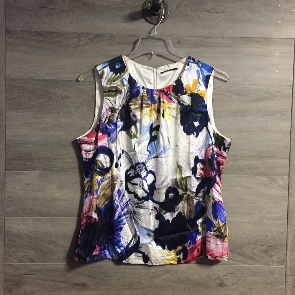 Elie Tahari Silk Floral Blouse EUC